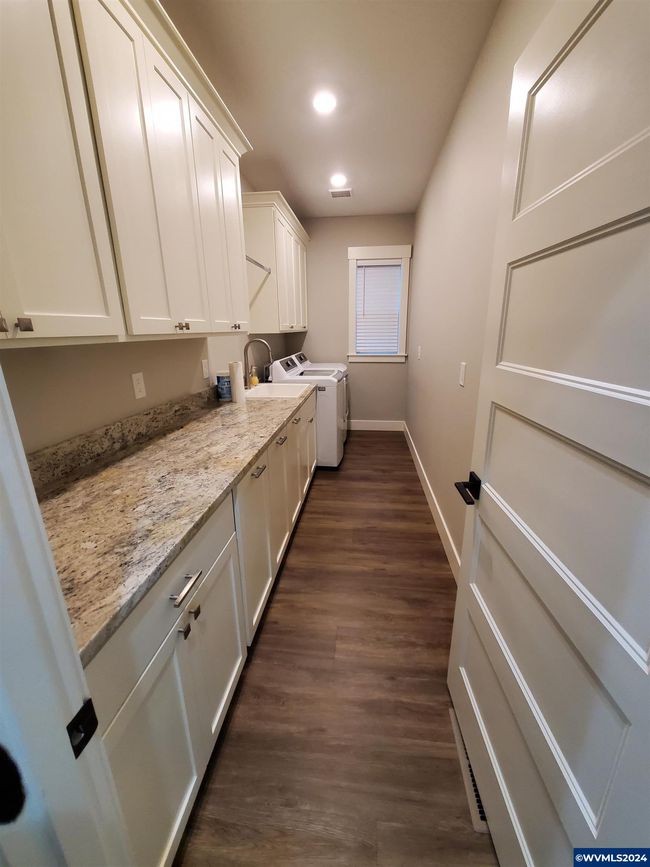 5299 Davis St Se, House other with 4 bedrooms, 3 bathrooms and null parking in Turner OR | Image 36