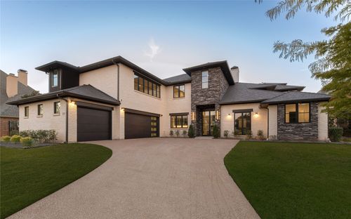 3111 Lake Creek Dr, Highland Village, TX, 75077-1823 | Card Image