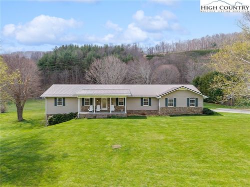 883 Bald Mountain Rd, West Jefferson, NC, 28694-7103 | Card Image