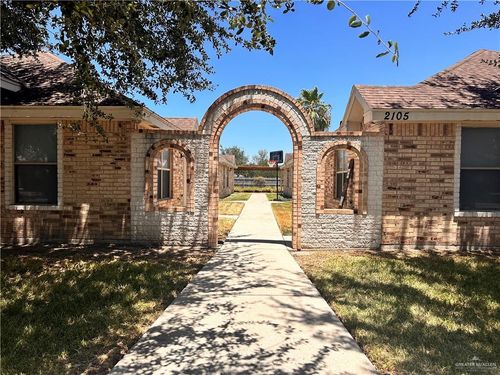 2-2105 W Western Dr, Edinburg, TX, 78539-8898 | Card Image