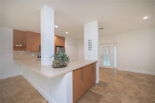 0-16219 Emerald Cove Rd, Weston, FL, 33331-3132 | Card Image