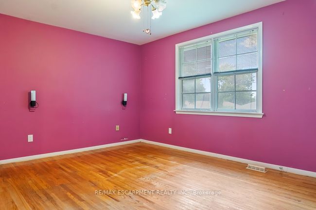 1 Dunbarton Cres, House other with 4 bedrooms, 3 bathrooms and 4 parking in Brampton ON | Image 17