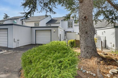 198 Rockwood Dr, Grass Valley, CA, 95945-5608 | Card Image