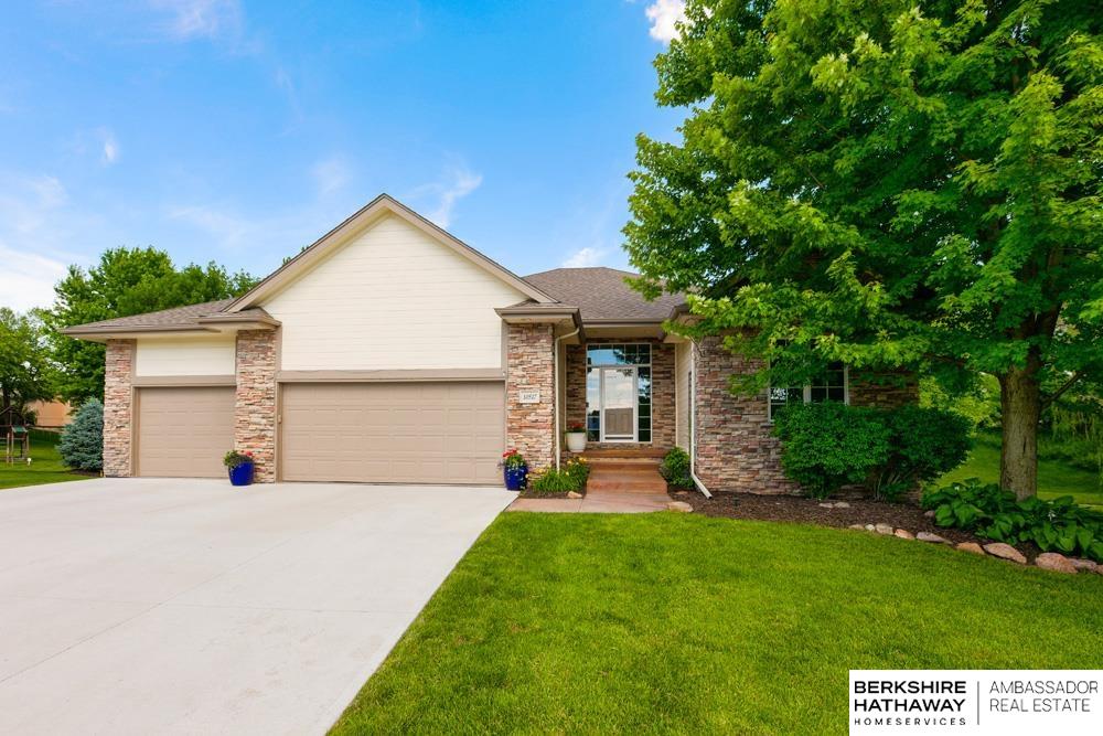179th St, Omaha, NE 68136