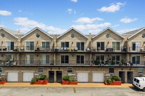 apt-8b-10 Pennyfield Ave, Bronx, NY, 10465-4122 | Card Image