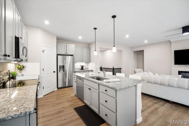 719 Myatt Dr, House other with 3 bedrooms, 2 bathrooms and 2 parking in Wentzville MO | Image 10