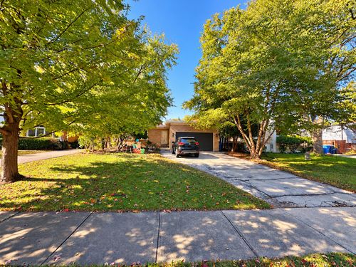 1350 Ferndale Ave, Highland Park, IL, 60035-2810 | Card Image