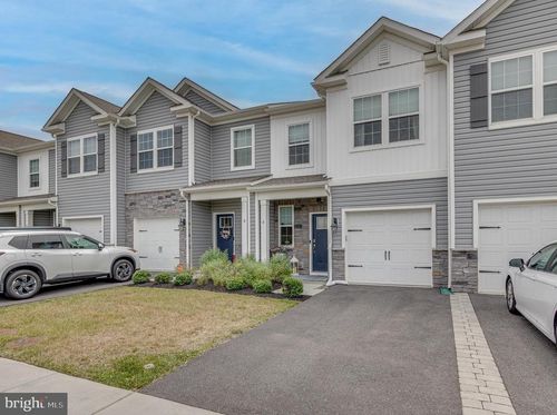 6 Nelsons Way, Westampton, NJ, 08060-5401 | Card Image