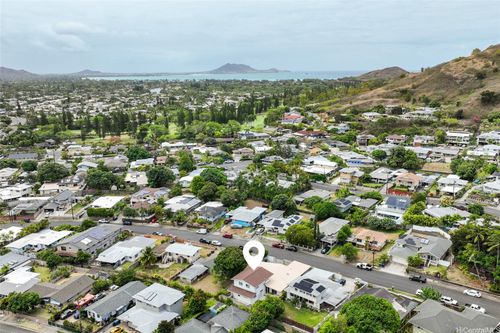 1073 Loho St, Kailua, HI, 96734-3668 | Card Image