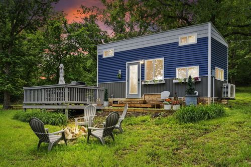 18 Kings Cove Ln, Reeds Spring, MO, 65737-7536 | Card Image