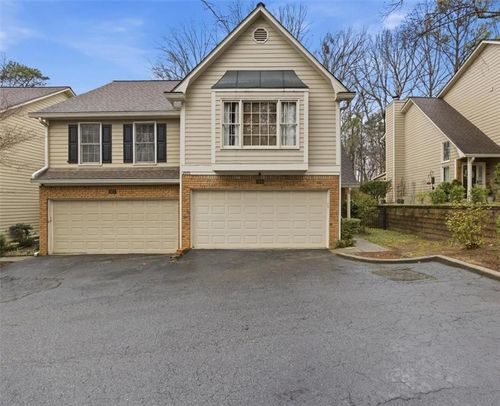 2970 Woodruff Dr Se, Smyrna, GA, 30080-3854 | Card Image