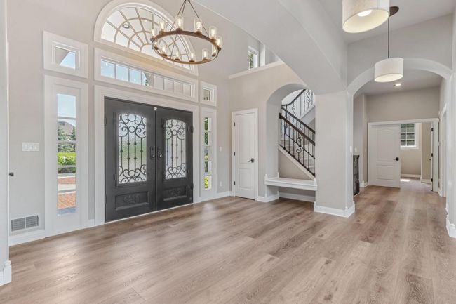 1601 Cedar Bend, House other with 5 bedrooms, 4 bathrooms and null parking in Hartland WI | Image 11