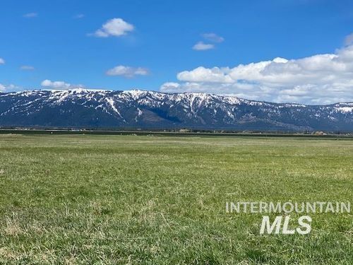 15 Ringo Lane, Donnelly, ID, 83615 | Card Image