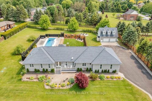 395 Sandford Rd, Sandford, ON, L0C1E0 | Card Image