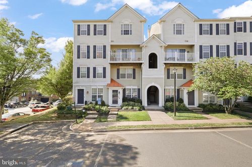 unit-301-8165 Halley Ct, LORTON, VA, 22079-2920 | Card Image