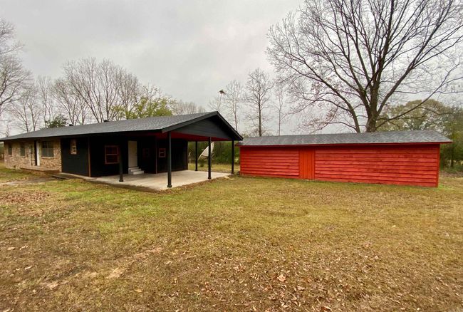 36054 E Highway 80, House other with 3 bedrooms, 2 bathrooms and null parking in Danville AR | Image 8