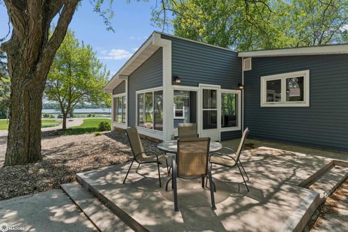 801 E Lake Street, Ventura, IA, 50428 | Card Image