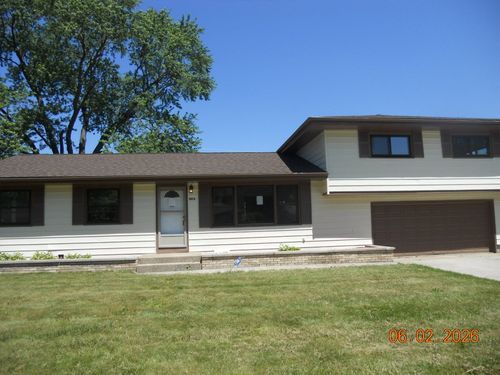 5834 Springfield Ave, Portage, IN, 46368-2043 | Card Image