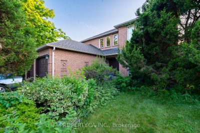 24 Delancey Cres, House other with 5 bedrooms, 3 bathrooms and 6 parking in Unionville ON | Image 2