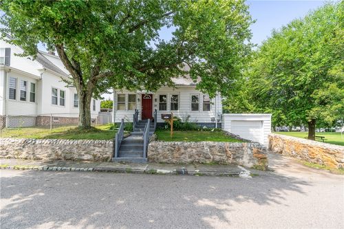 30 Greenville Ave, North Providence, RI, 02911-3112 | Card Image