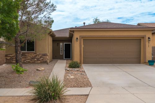 271 Zuni River Cir Sw, Los Lunas, NM, 87031-8663 | Card Image