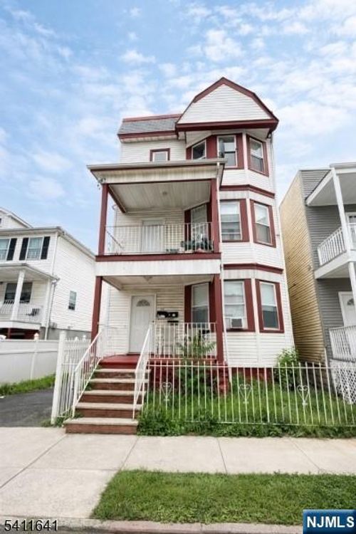 420 Jelliff Ave, Newark, NJ, 07112-2833 | Card Image