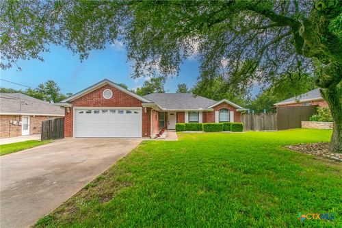 998 Benchmark Trl, Belton, TX, 76513-6240 | Card Image