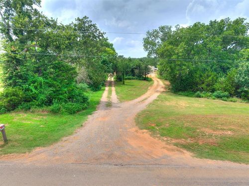 18488 Coker Rd, Shawnee, OK, 74801-8966 | Card Image