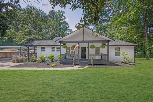 5601 Due West Rd, Powder Springs, GA, 30127-4216 | Card Image
