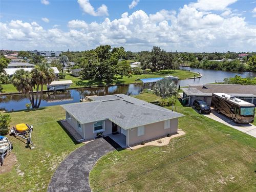 132 Concord Dr Ne, PORT CHARLOTTE, FL, 33952-8139 | Card Image