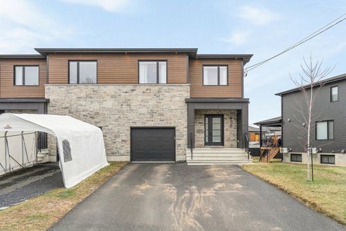 938 Rue De L'Harricana, Sherbrooke, QC, J1N1C9 | Card Image