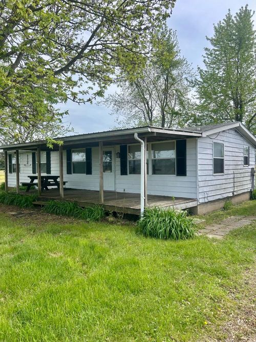 3617 Waugh Rd, Frankfort, OH, 45628-9533 | Card Image