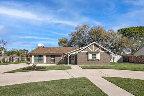 5006 Homewood Ln, Baytown, TX, 77521-2924 | Card Image