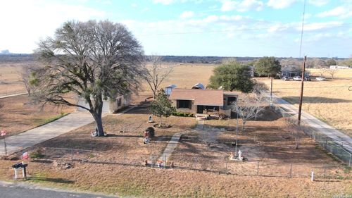 10961 Kosub Ln, San Antonio, TX, 78223-9811 | Card Image