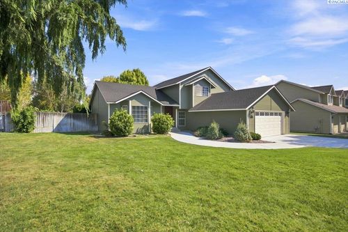 2738 Willowbrook Ave, Richland, WA, 99352-8722 | Card Image