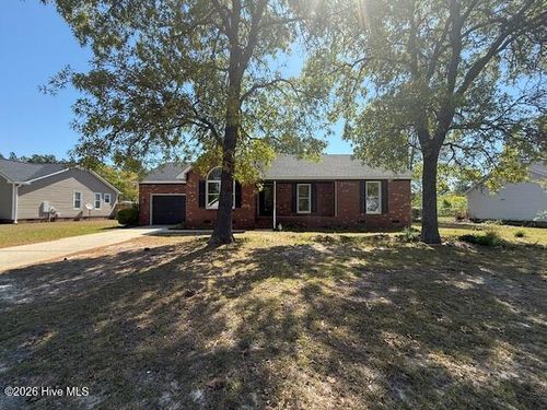 162 E Twelve Oaks Rd, Raeford, NC, 28376-9601 | Card Image