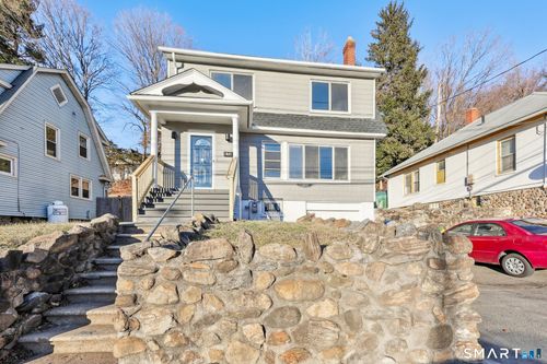 612 Chase Ave, Waterbury, CT, 06704-1904 | Card Image