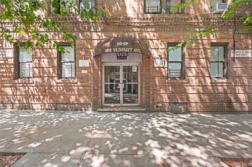 4a-1015 Summit Ave, Bronx, NY, 10452-5019 | Card Image