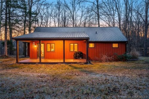 9185 Oak Park Rd Ne, New Salisbury, IN, 47161-8642 | Card Image