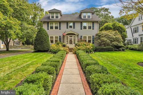 408 E 2nd St, MOORESTOWN, NJ, 08057-3002 | Card Image