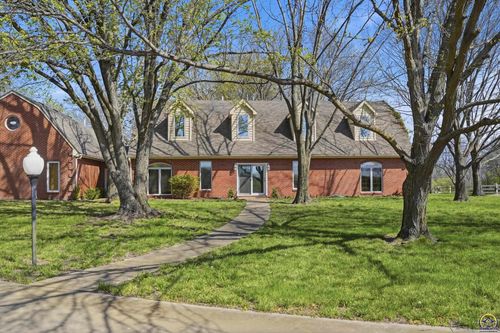 1315 Ne 46th St, Topeka, KS, 66617-2509 | Card Image