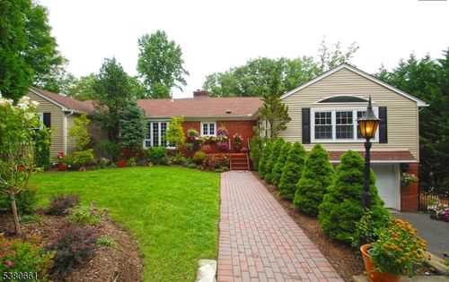 1144 High Mountain Rd, North Haledon, NJ, 07508-2837 | Card Image