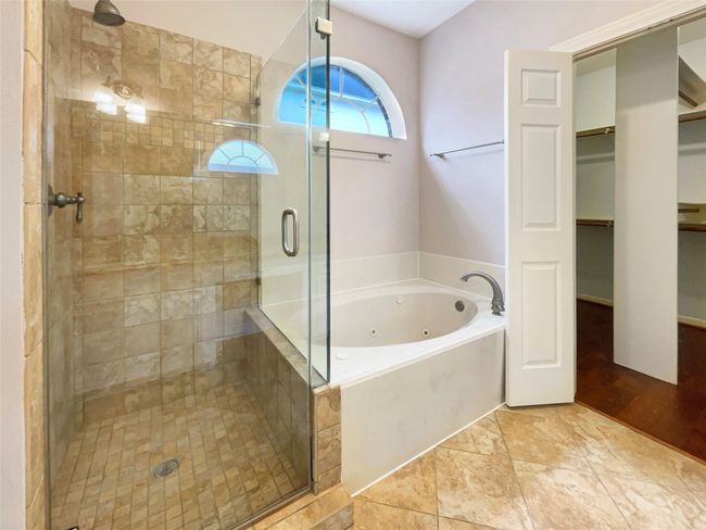 18418 Forest Elms Dr, House other with 5 bedrooms, 4 bathrooms and 2 parking in Spring TX | Image 7