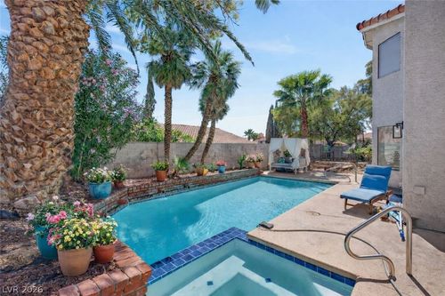 3248 Barbuda Rd, Las Vegas, NV, 89117-2261 | Card Image