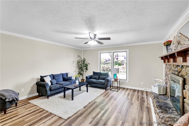 1801 Cliffwood Ct, Home with 4 bedrooms, 3 bathrooms and null parking in New Albany IN | Image 5
