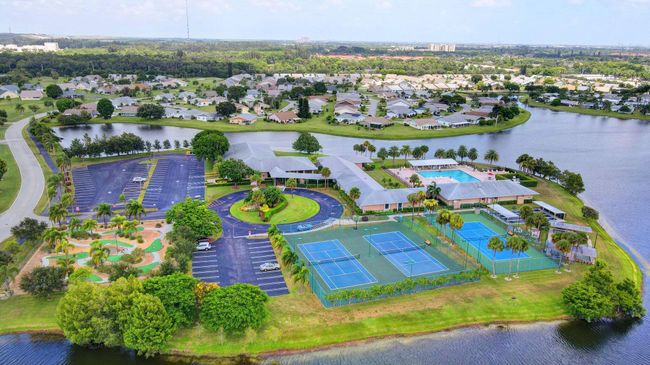 3893 Dafilee Cir, House other with 2 bedrooms, 2 bathrooms and null parking in West Palm Beach FL | Image 64