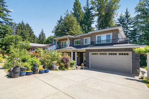 main-7038 Fielding Crt, Burnaby, BC, V5A1Y5 | Card Image
