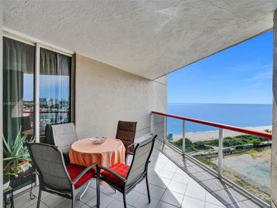 1104 - 6767 Collins Ave, Condo with 2 bedrooms, 2 bathrooms and null parking in Miami Beach FL | Image 2