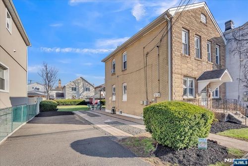 10 Irving Pl, Garfield, NJ, 07026-1212 | Card Image