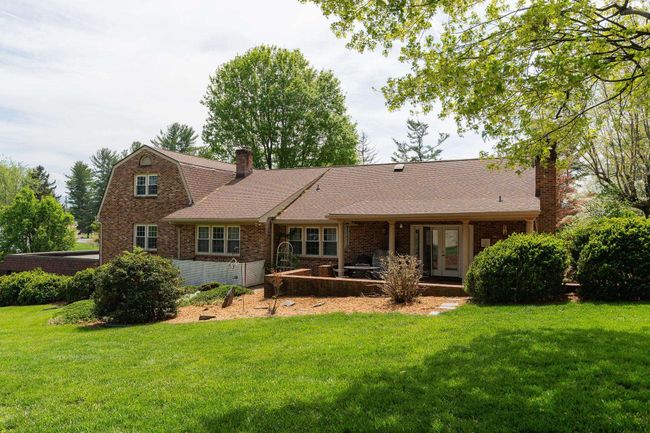 812 Meadowbrook Rd, House other with 4 bedrooms, 4 bathrooms and null parking in WAYNESBORO VA | Image 15